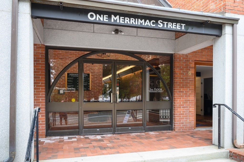 1 Merrimac Street 