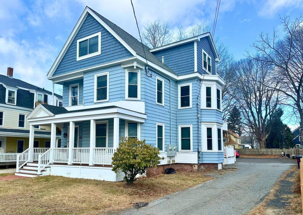 123 Elm St 