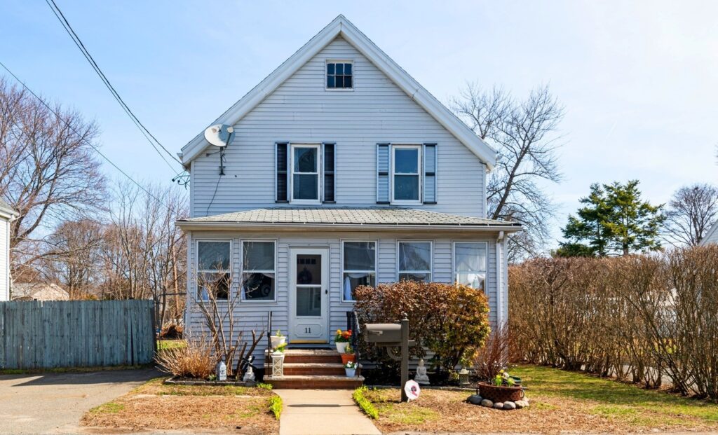 11 Tuckers Ct 