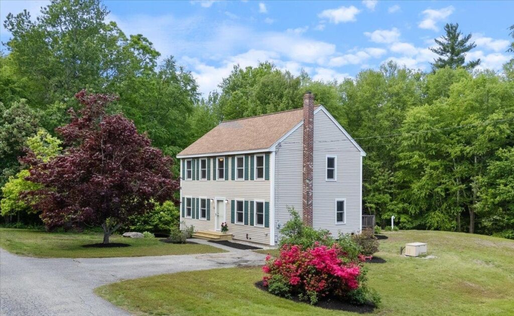 16 Bobcat Way 