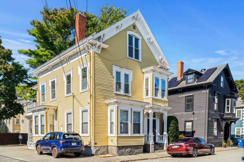 17 Briggs St 