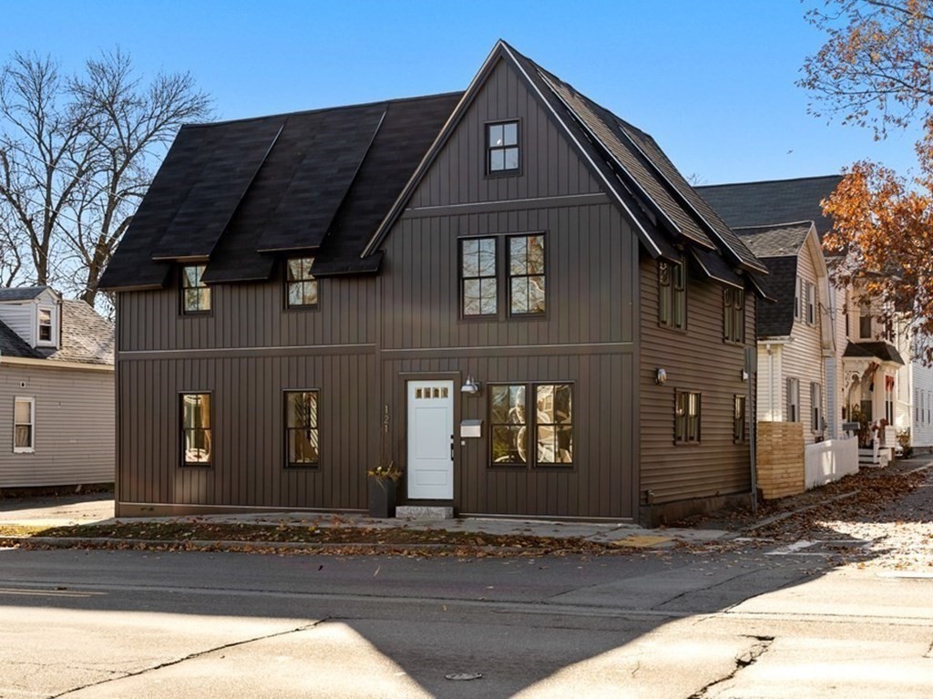 121 North St 
