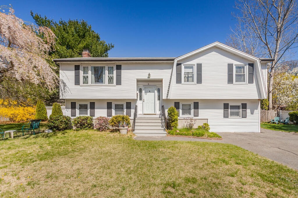 5 Robb Rd 