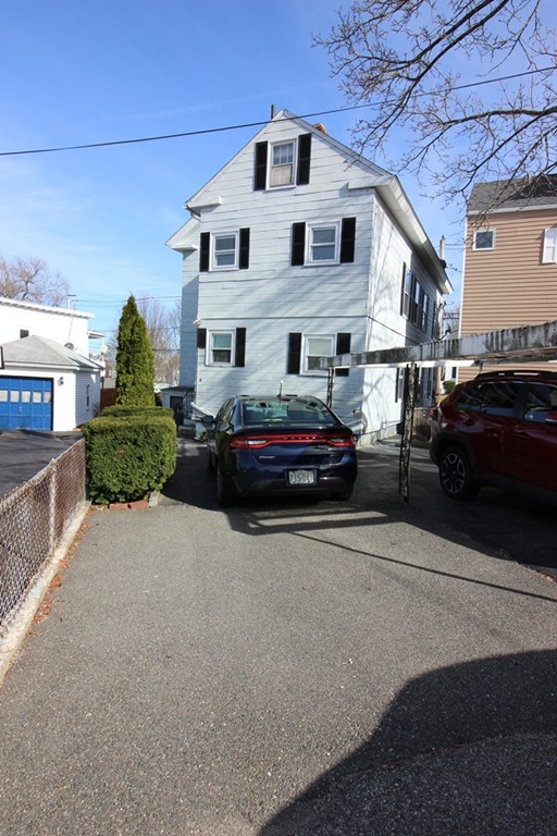6 Oakland Street 