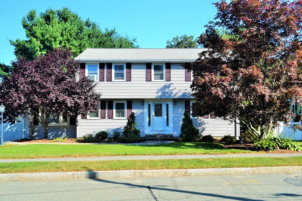 11 Old Colony Rd 