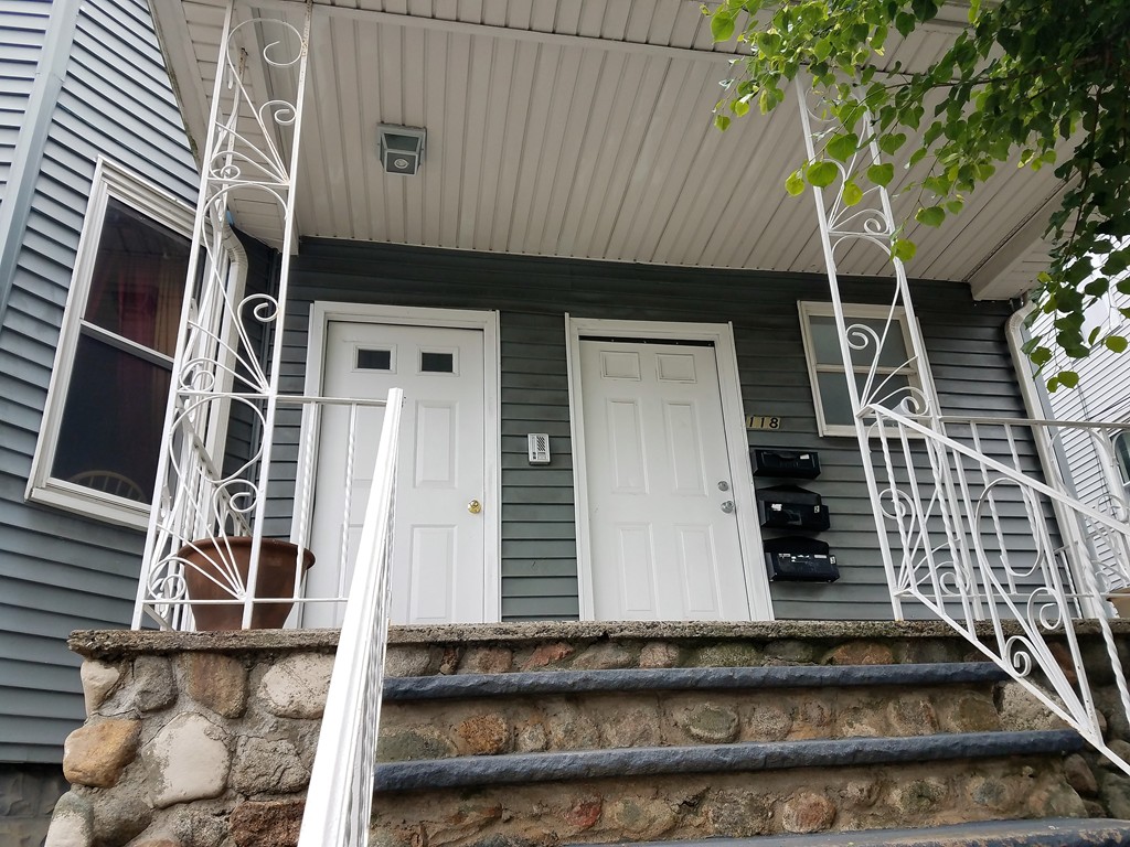 118 Foster St 