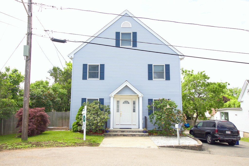 135 Ocean Ave W 