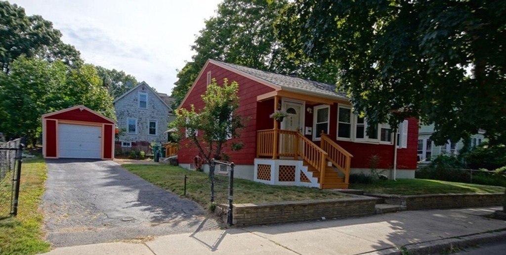402 Chestnut St 