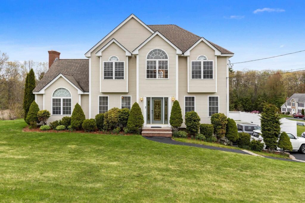 9 Steep Hill Drive 