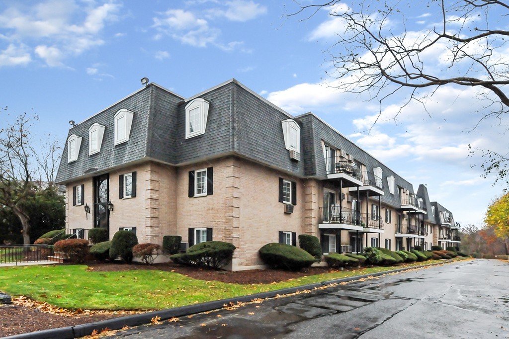500 NorthShore Rd 