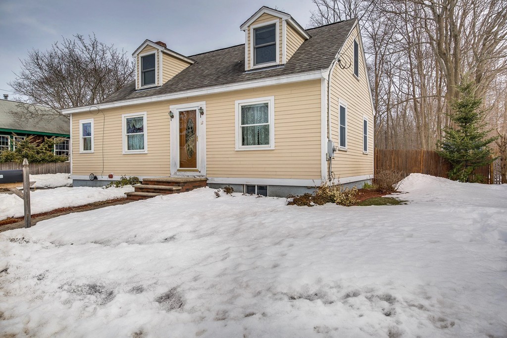 12 Kimball Ave 