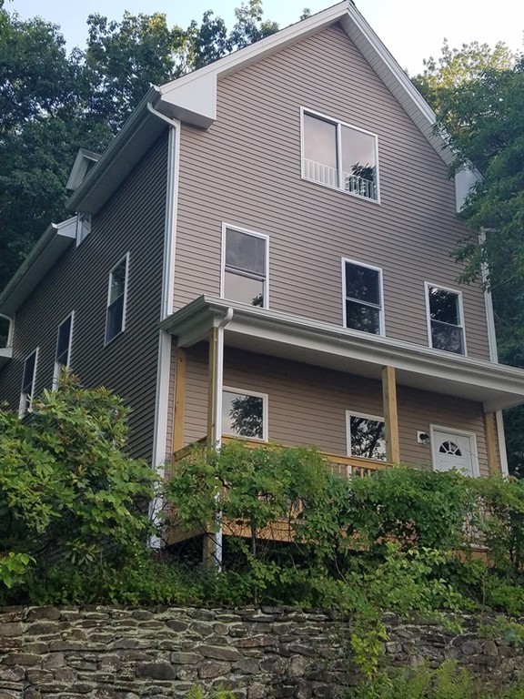 18 Foster Rd 