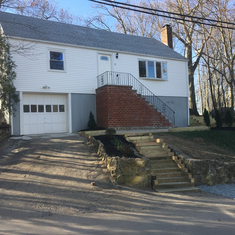 21 Wakefield Ave 