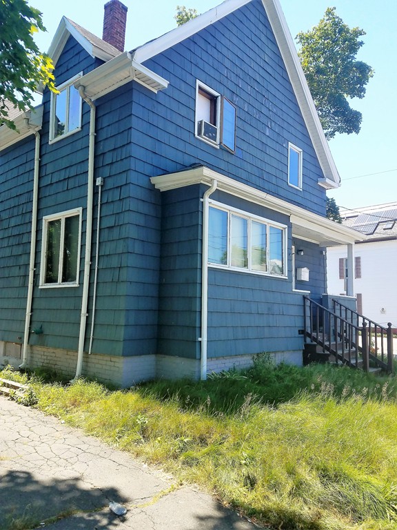 28 Lynnfield St 