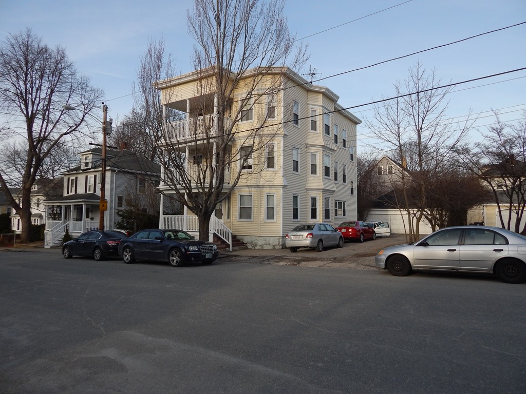 33 Bradford Ave 
