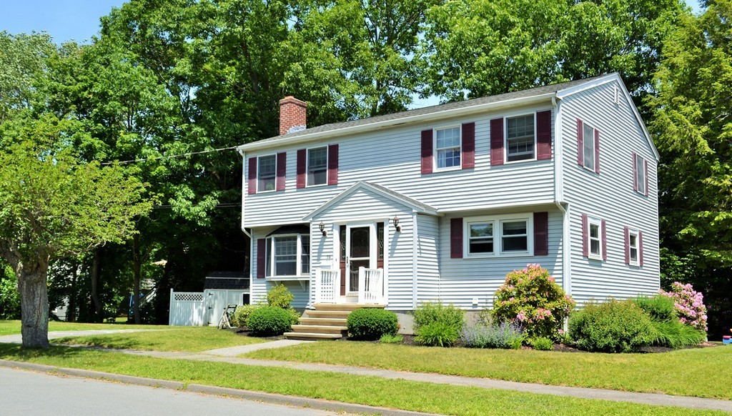 39 Roosevelt Ave 