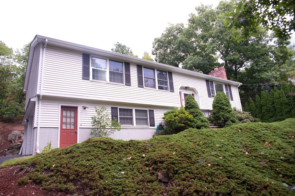 40 Waltham St 