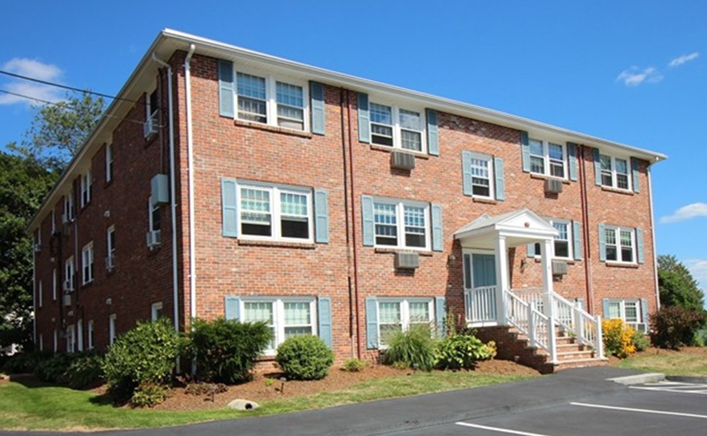 6 McDewell Ave 