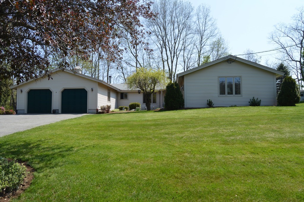 8 Lobao Dr 