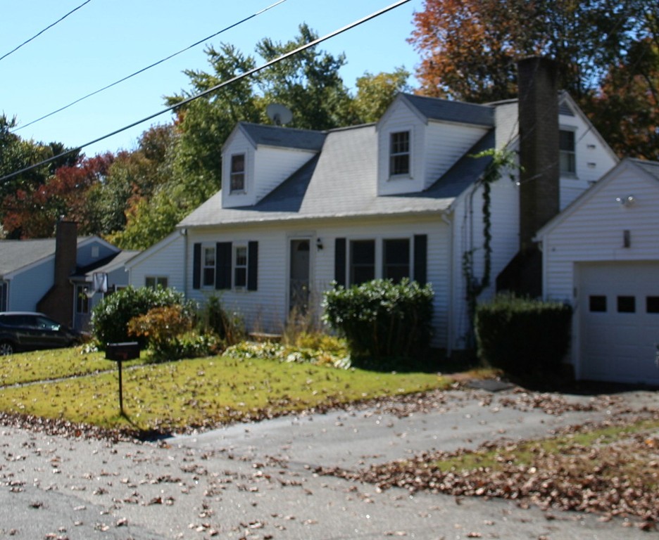 9 Claire Rd 