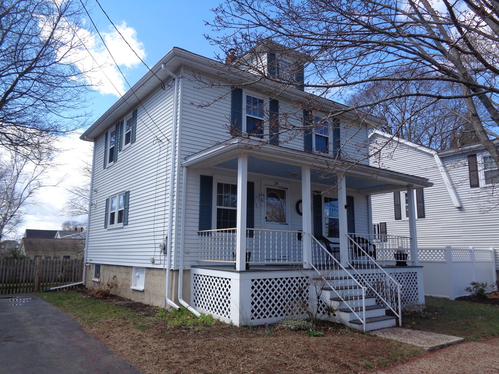 24 Fellows St 