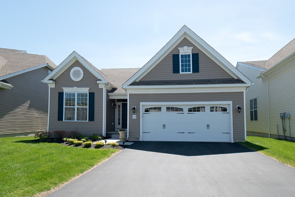 74 Sherwood Dr 
