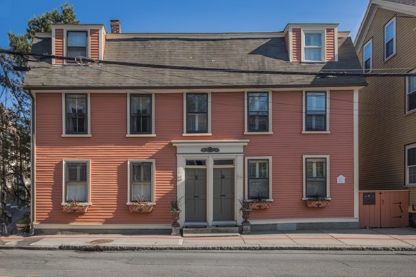 97 Essex St 