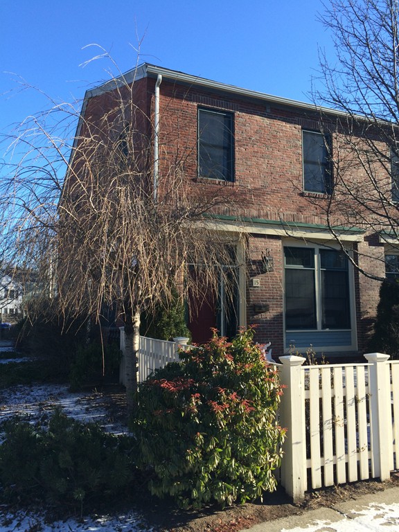 15 Cousins St 