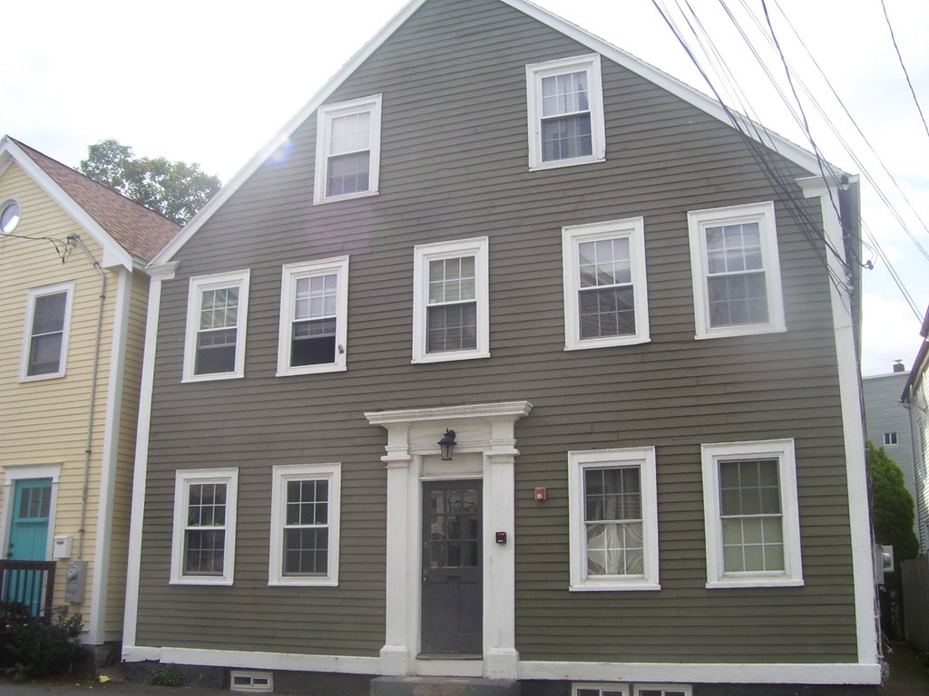 26 Essex St 