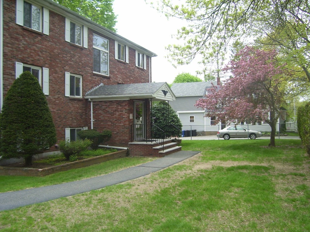 52 Purchase St 