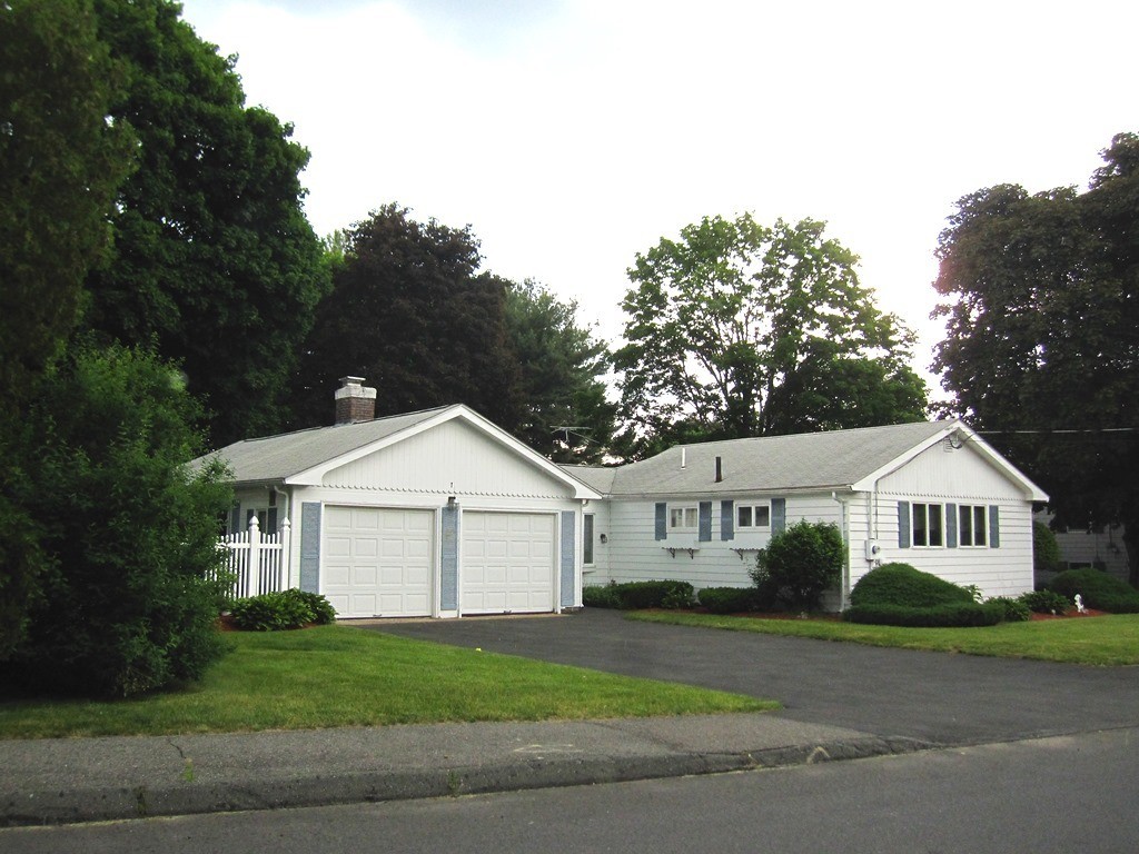 7 Tipert St 