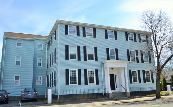 75 Cabot St 