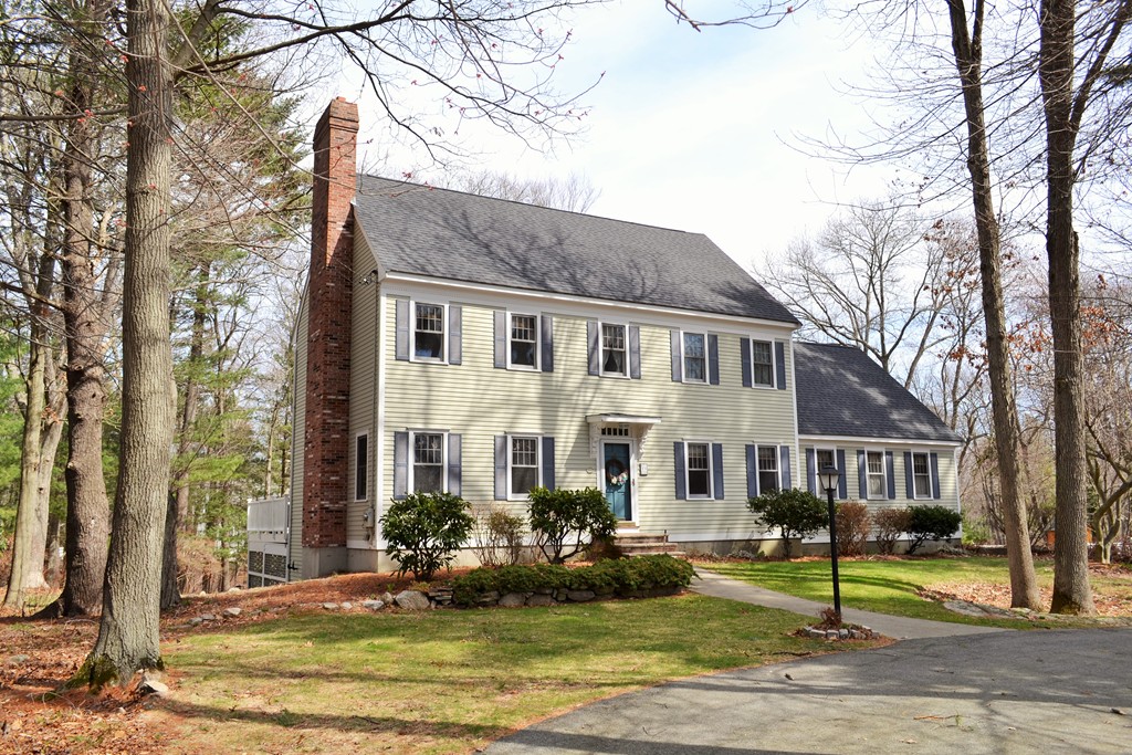 77 Grover St 