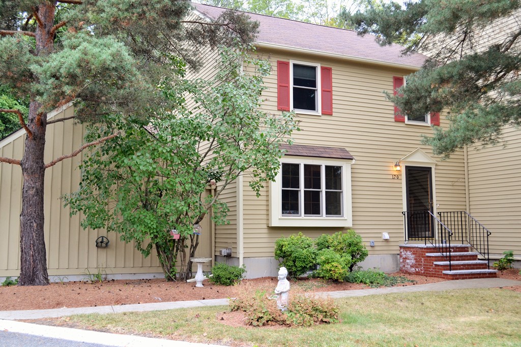 170 Village Post Rd 