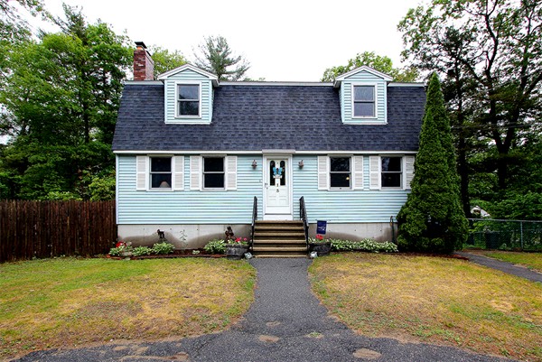 13 Tomahawk Rd 