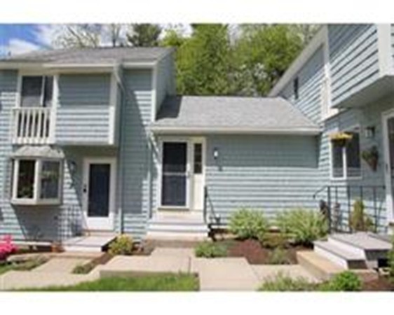 4 Acadia St 