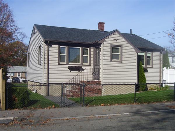 44 Hanson St 