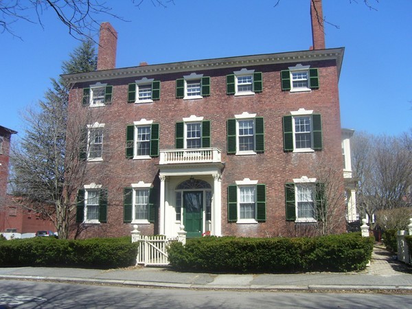 90 Washington Square East 