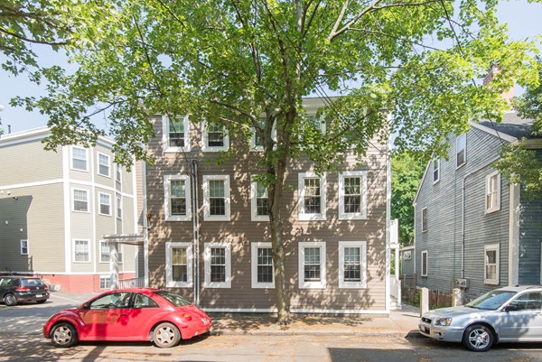 9 Andrew St 