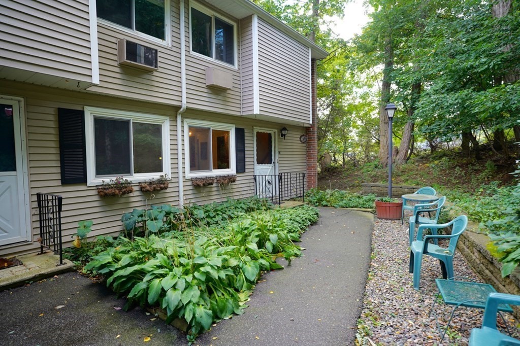 36 Glen Devin St 