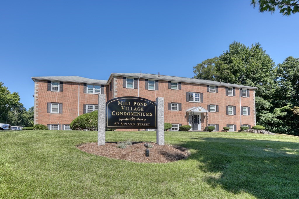 57 Sylvan St 