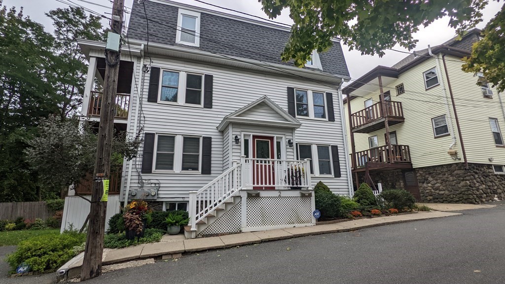 2 Cedar Street Court 