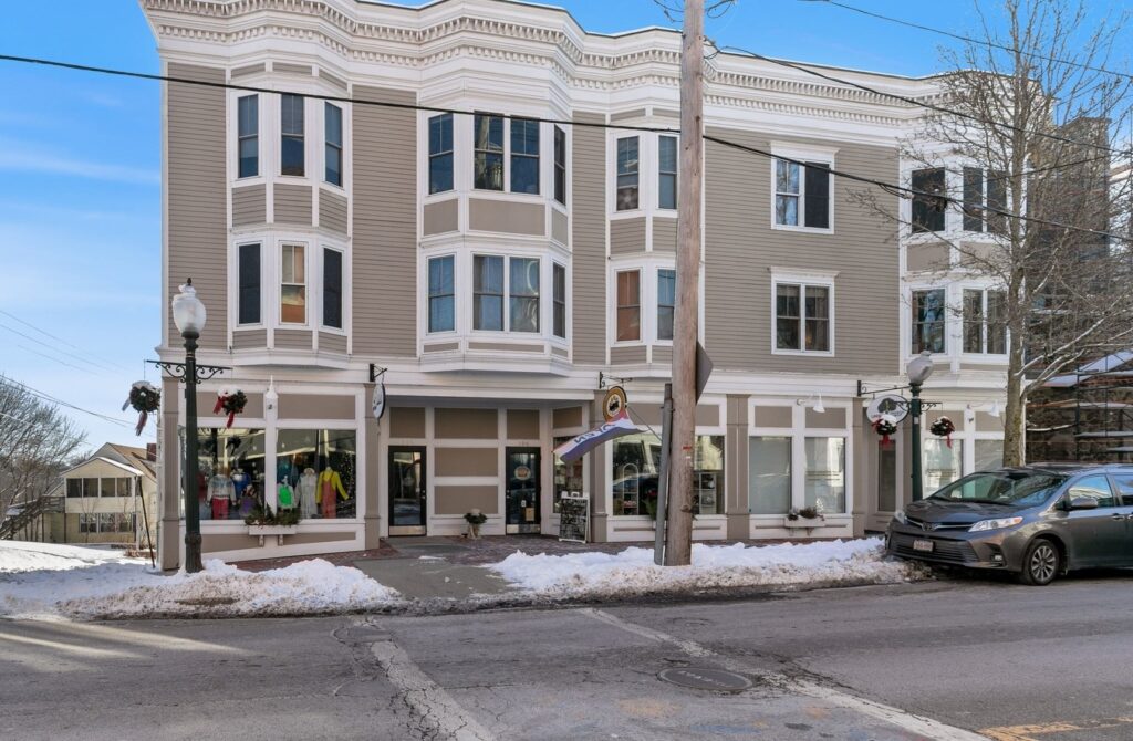 104 Main Street 