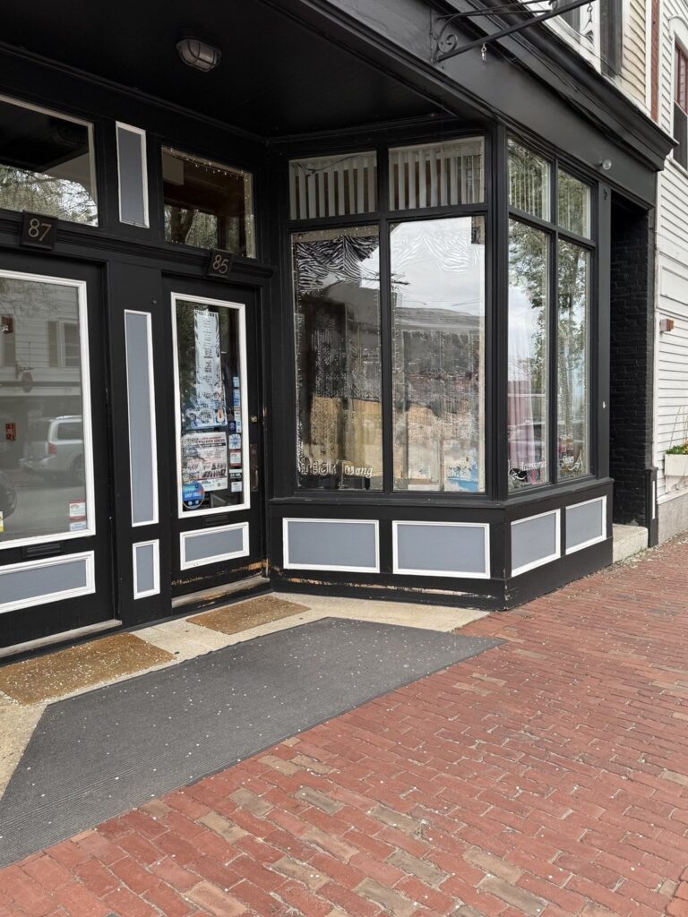 85 Main 